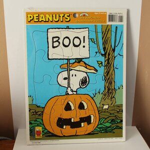 Peanuts Snoopy Halloween Tray Puzzle New